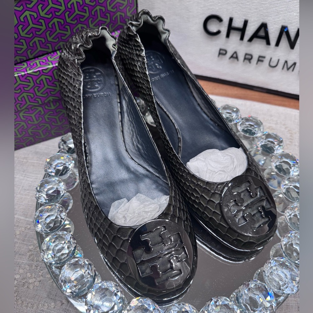 TORY BURCH REVA BALLET FLATS PRISTINE CONDITION EUC RARE PYTHON 100% AUTH SZ:8